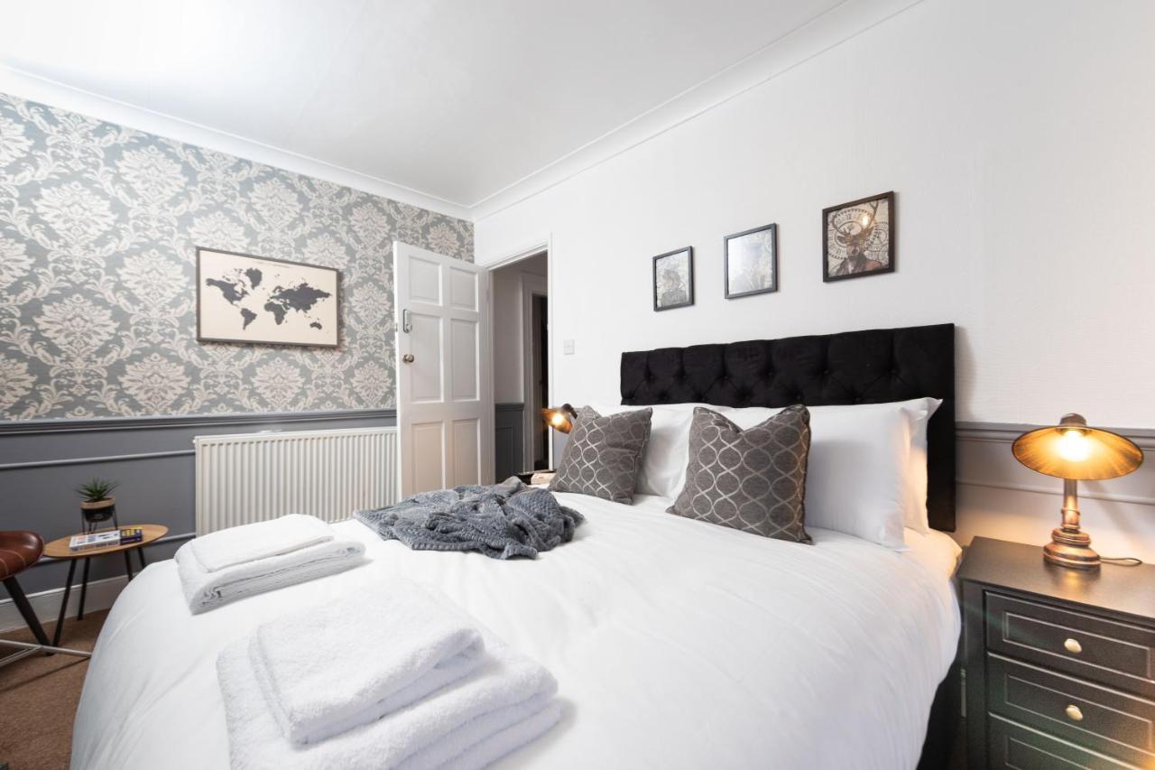 City Centre Basecamp - Great For Sightseeing! Canterbury Bagian luar foto