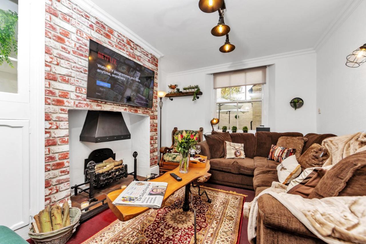 City Centre Basecamp - Great For Sightseeing! Canterbury Bagian luar foto